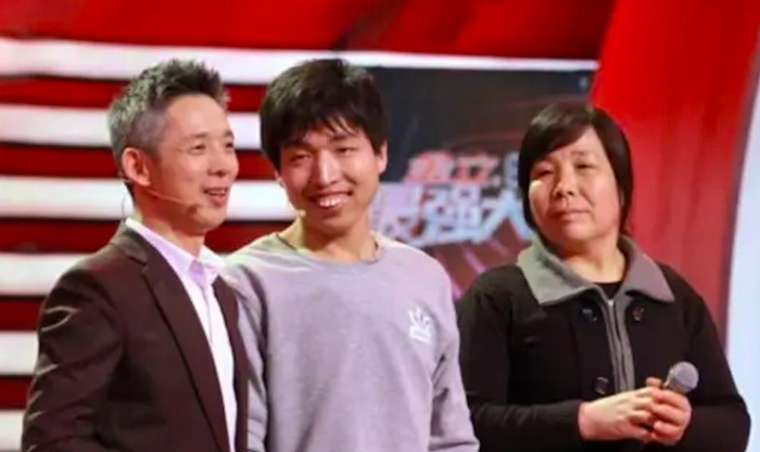 《最强大脑》第3期之“中国雨人” 周玮_ 世界孤独症关注日 | 让来自星星的孩子，不再孤单_K8凯发国际基因